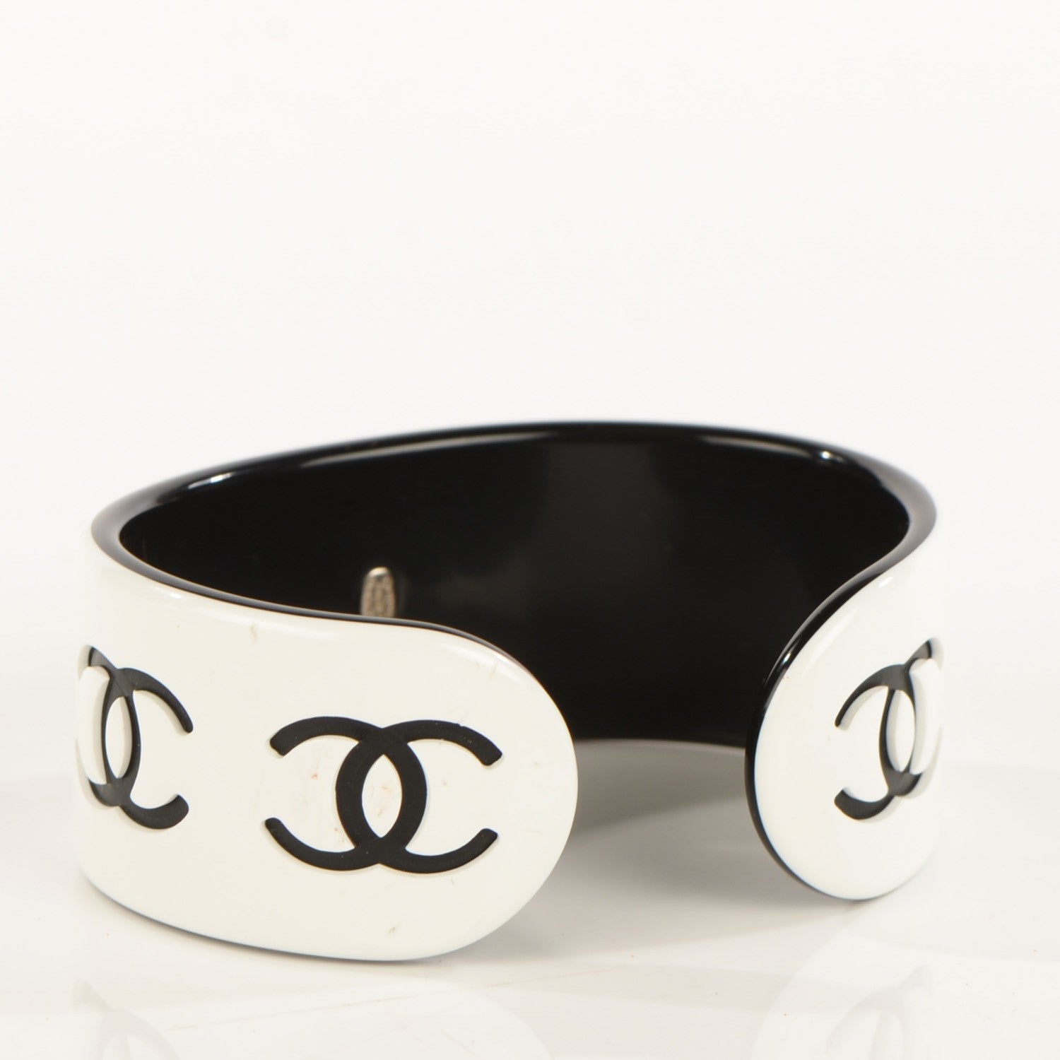Chanel Resin CC Narrow Cuff Black White 3 of 5
