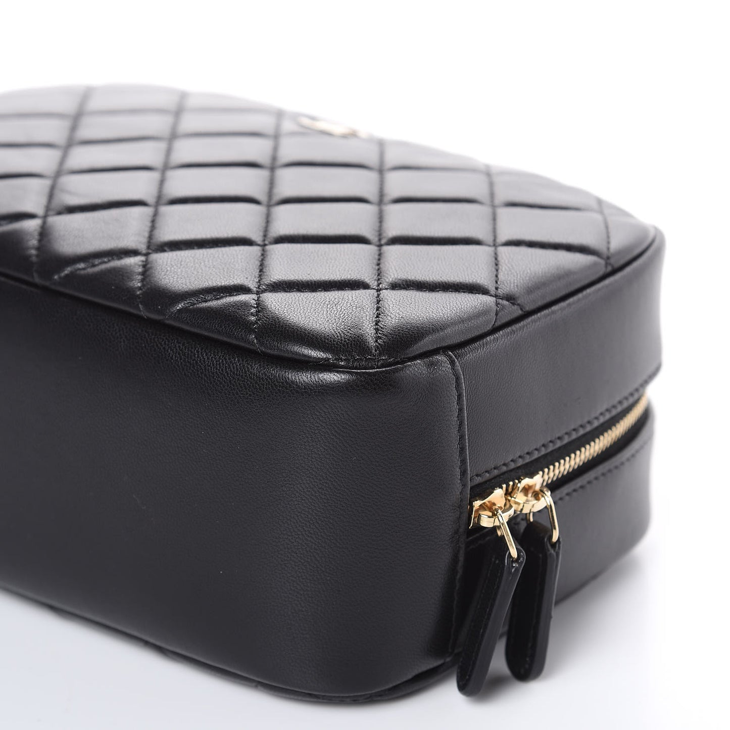 Lambskin Quilted Medium Curvy Pouch Cosmetic Case Black