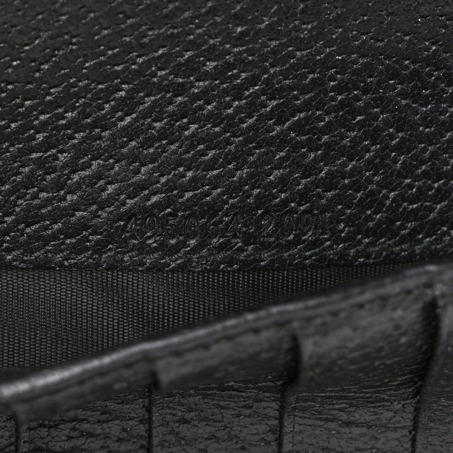 Dollar Calfskin Bee Star Zip Around Wallet Black
