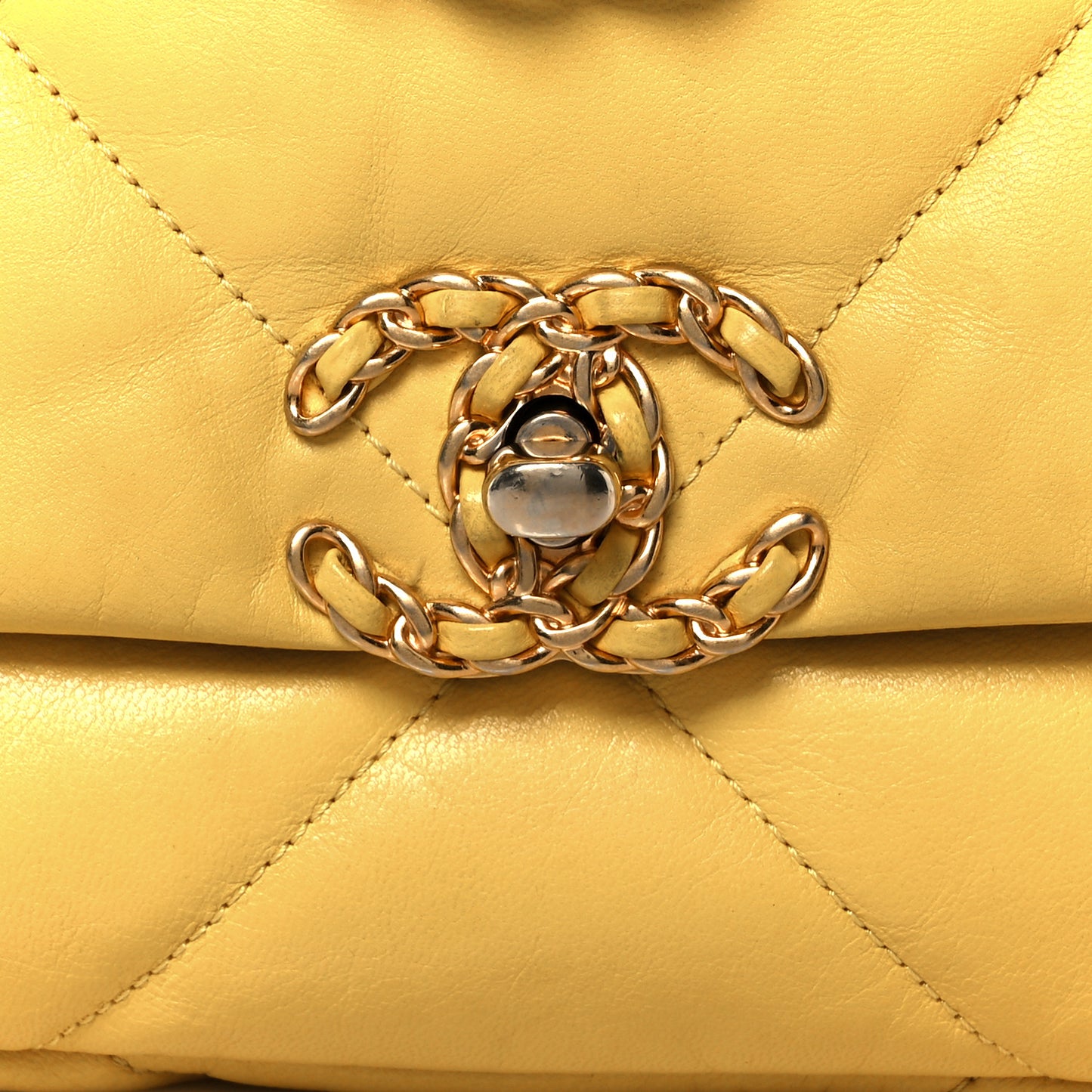 Lambskin Quilted Medium Chanel 19 Flap Yellow
