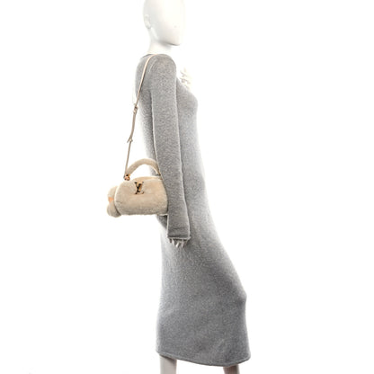 Louis Vuitton Shearling Caousnow Capucines Cream 2 of 10