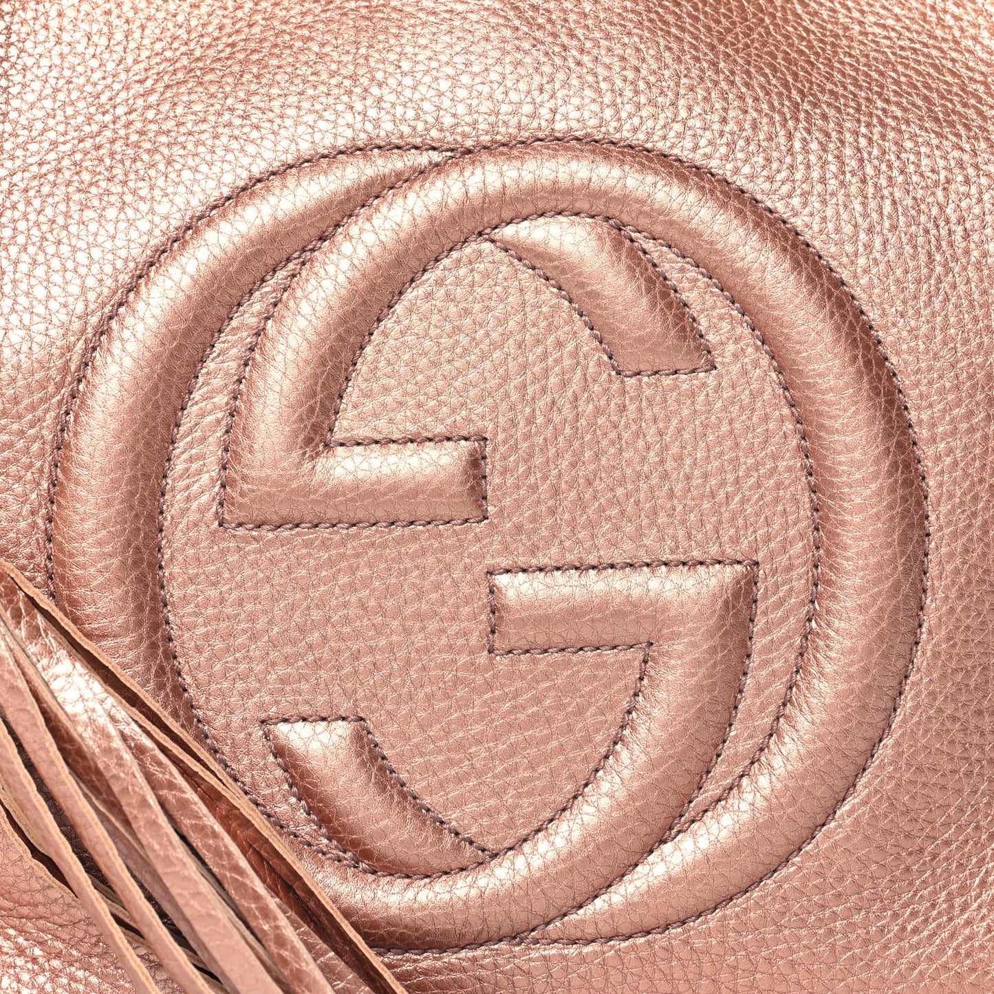 Metallic Pebbled Calfskin Medium Soho Chain Shoulder Bag Pink