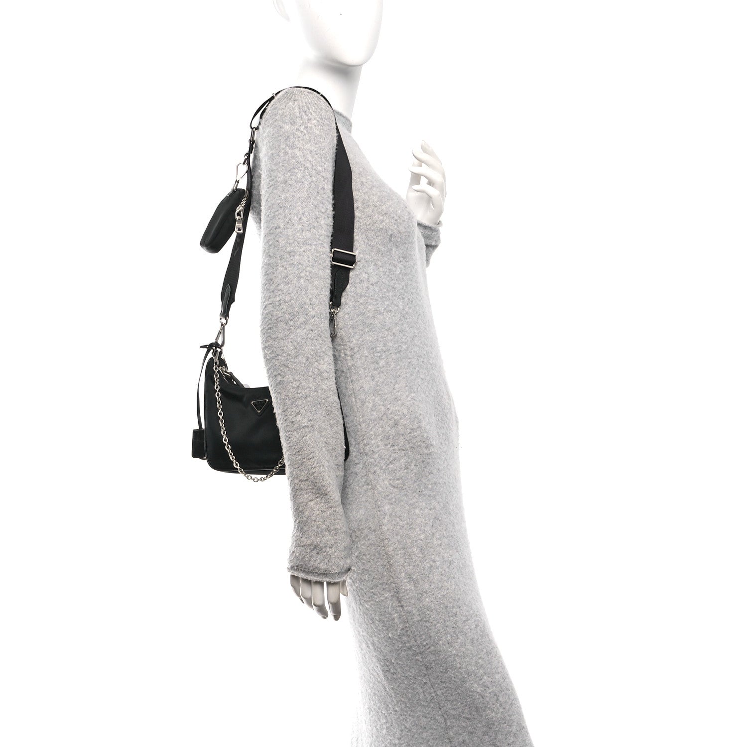 Prada Re-Nylon Saffiano Re-Edition 2005 Shoulder Bag Black 3 of 10