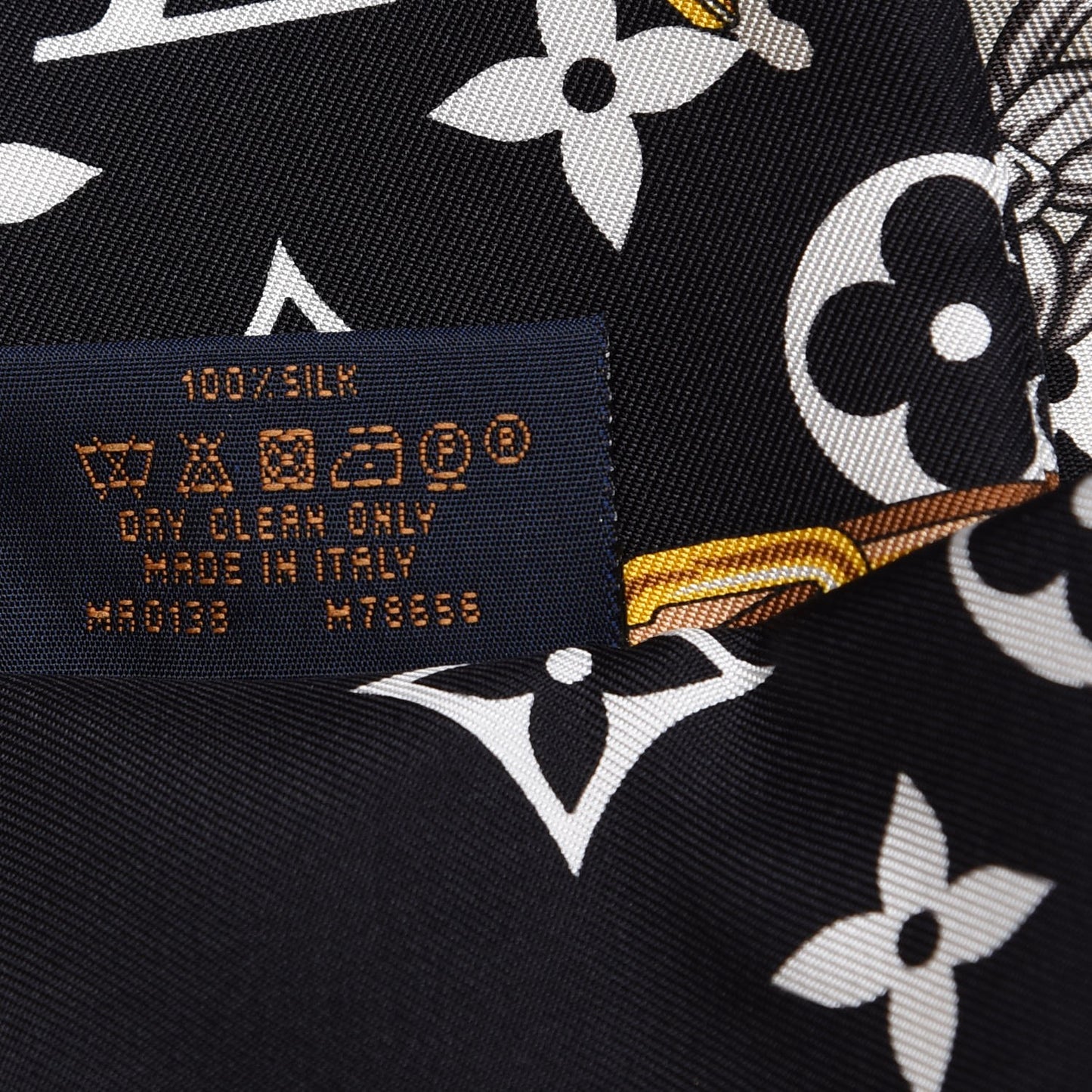 Silk Monogram Confidential Bandeau Black