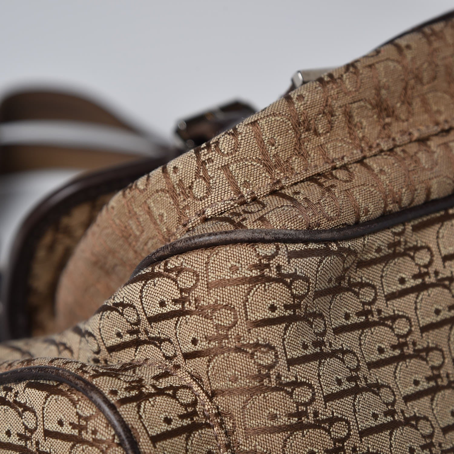 Christian Dior Diorissimo Hobo Brown 17 of 24