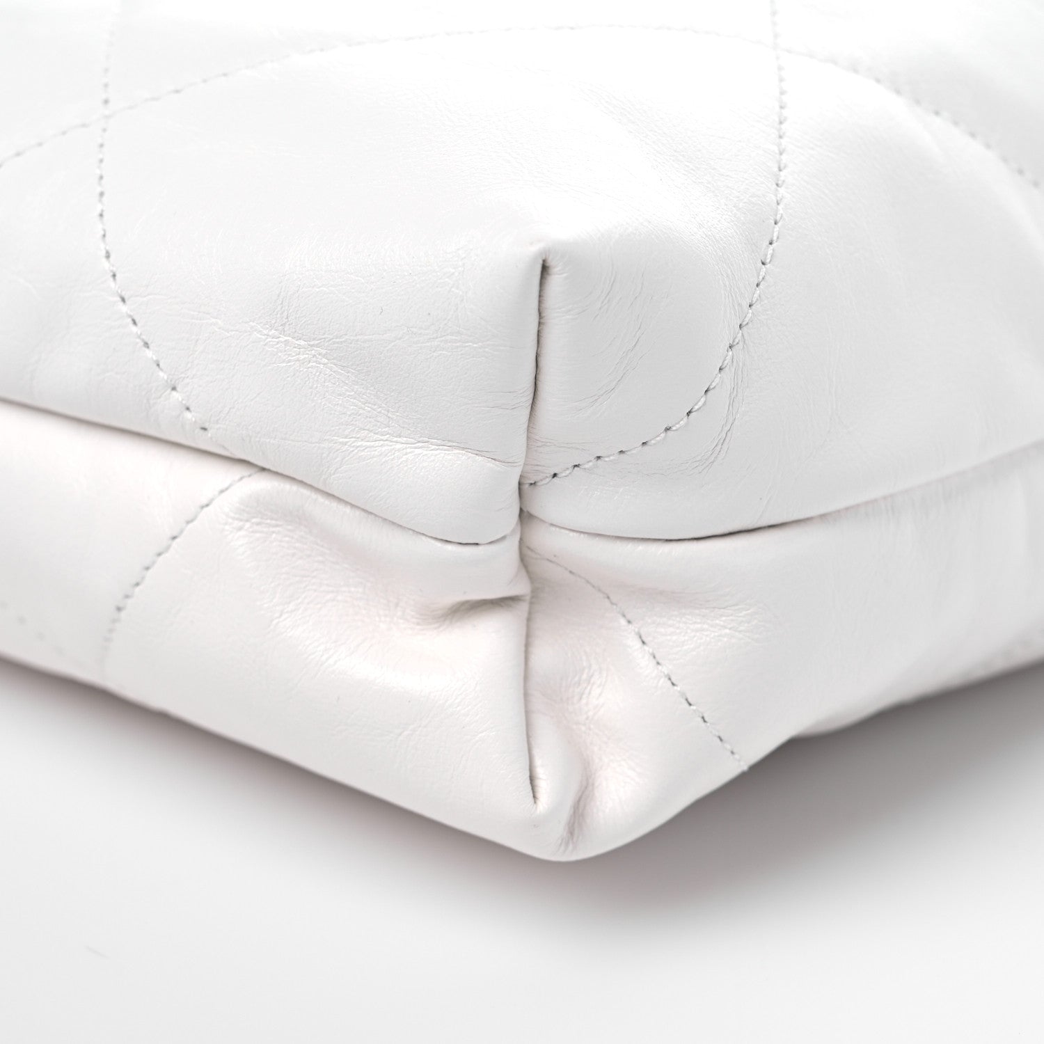 Chanel Shiny Calfskin Quilted Chanel 22 White 10 of 11