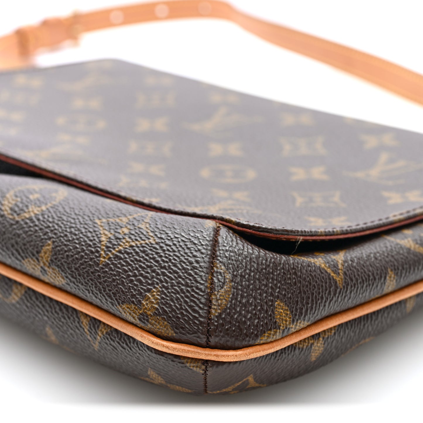 Monogram Musette Tango