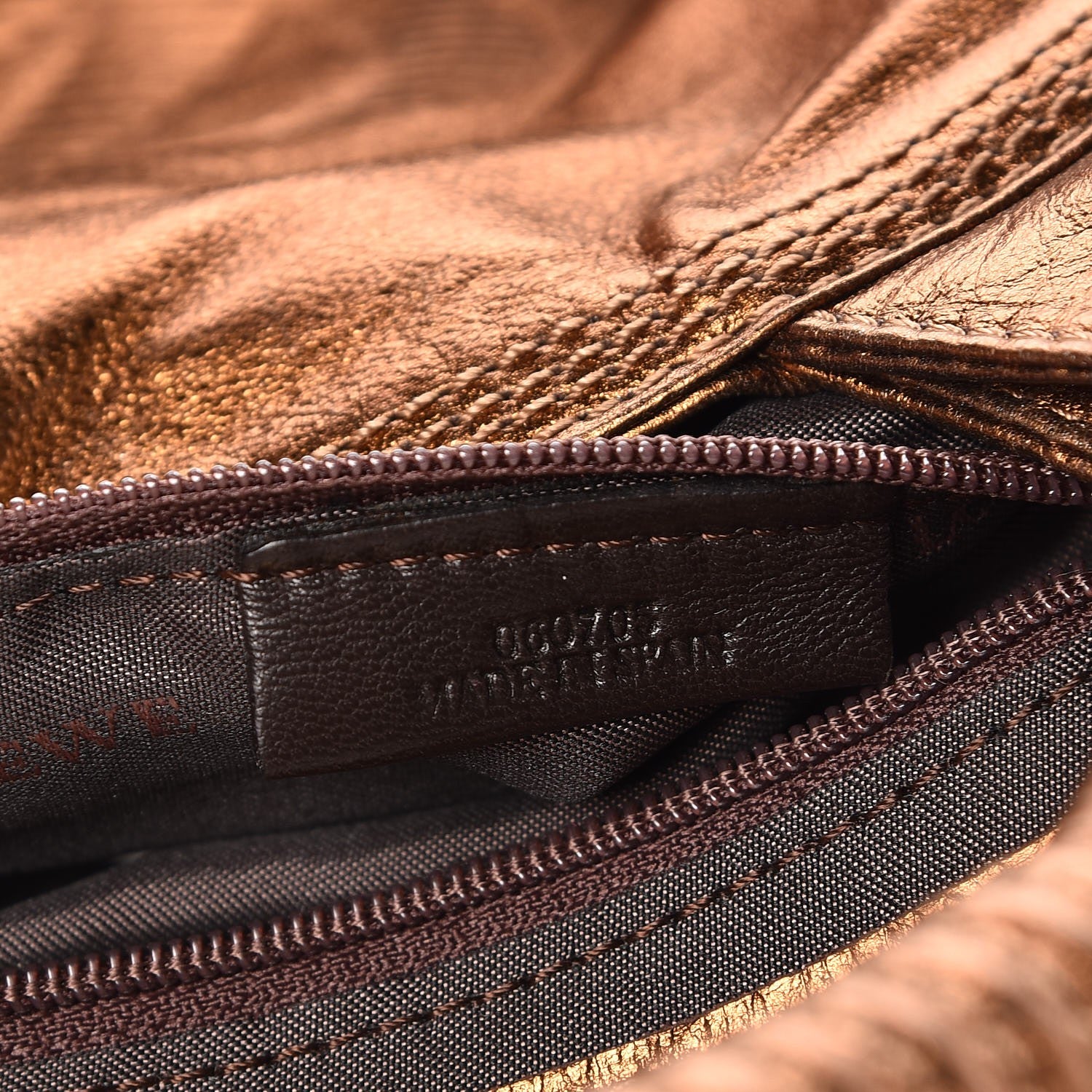 Loewe Metallic Nappa Aire Shoulder Bag Bronce 6 of 8
