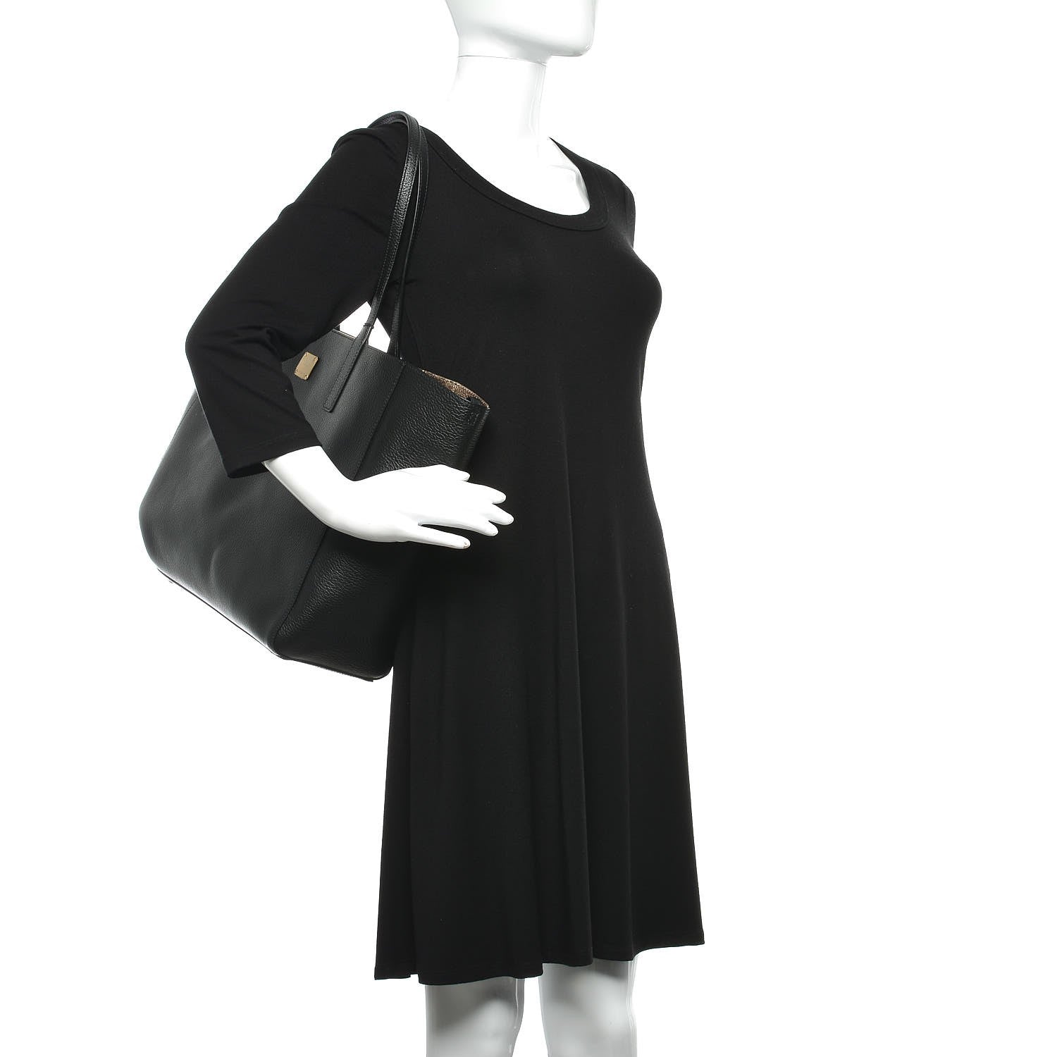 MCM Grained Calfskin Medium Reversible Wandel Tote Black 3 of 12
