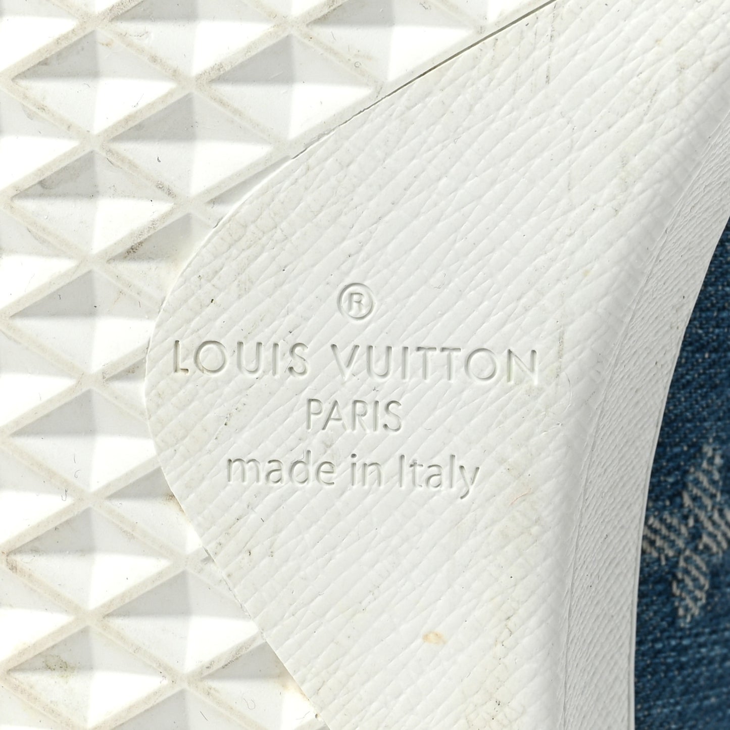 Denim Monogram Luxembourg Sneaker 8.5 Bleu Jeans