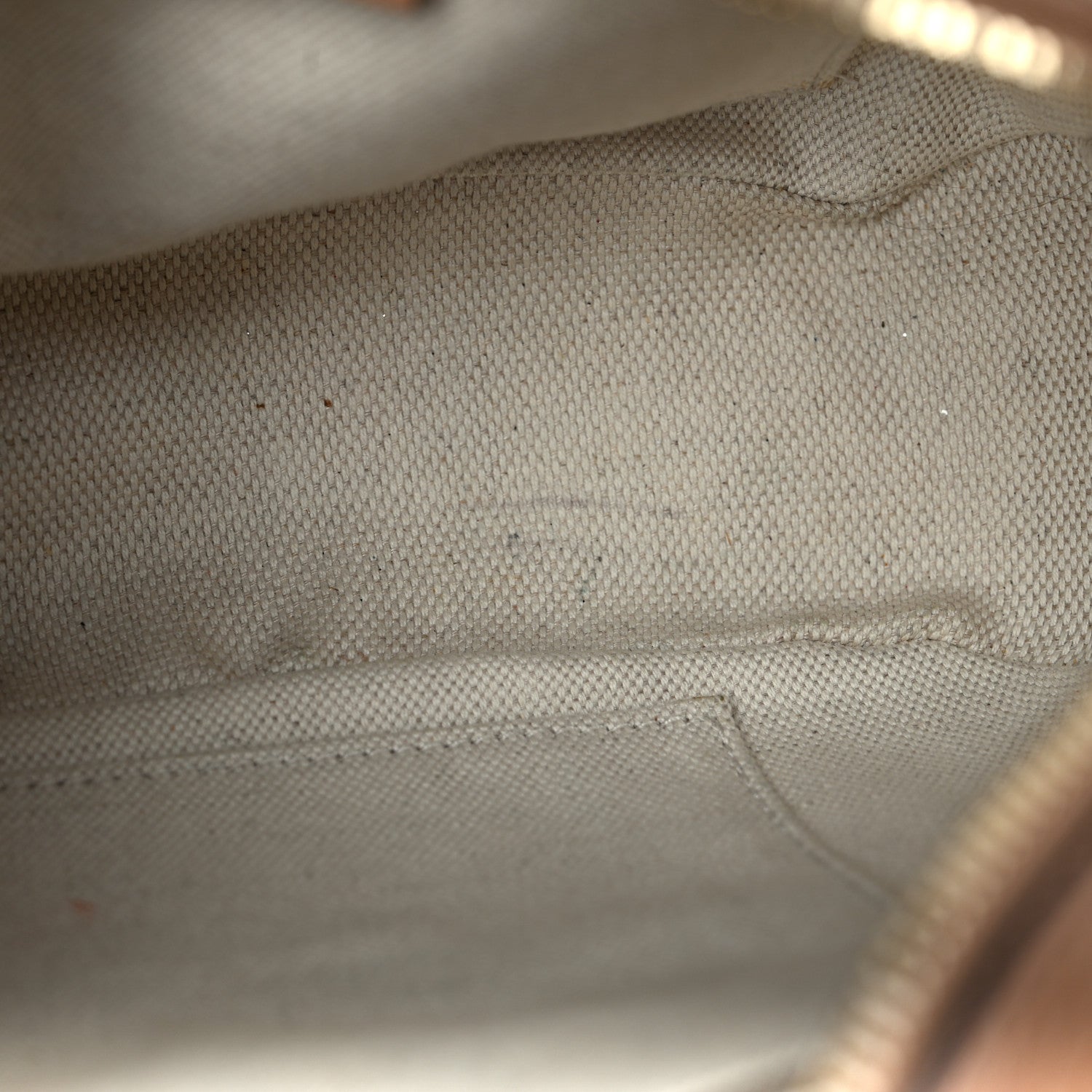 Gucci Pebbled Calfskin Small Soho Disco Bag Camelia 8 of 11