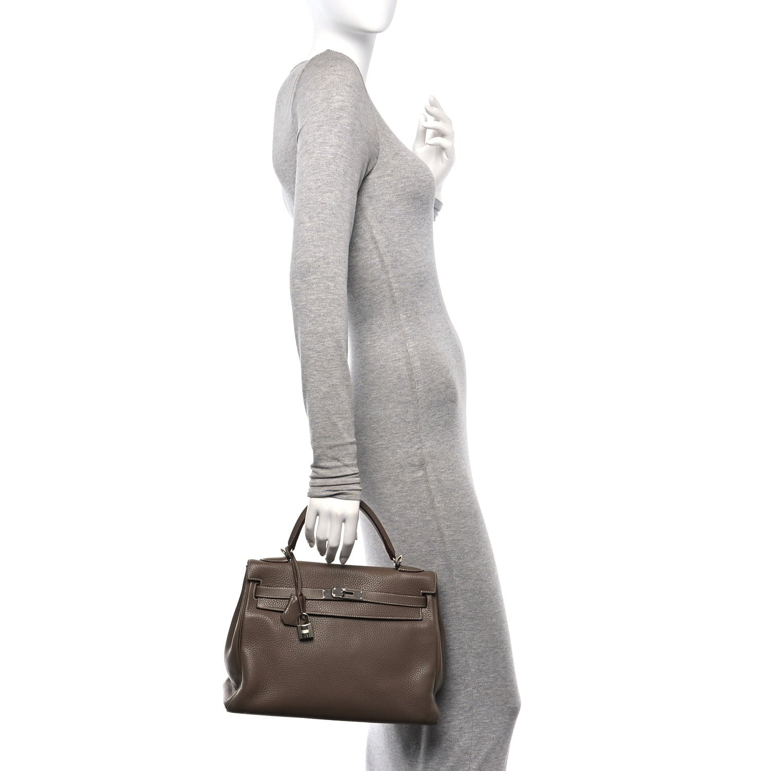 Hermes Taurillon Clemence Kelly Retourne 32 Etoupe 2 of 17
