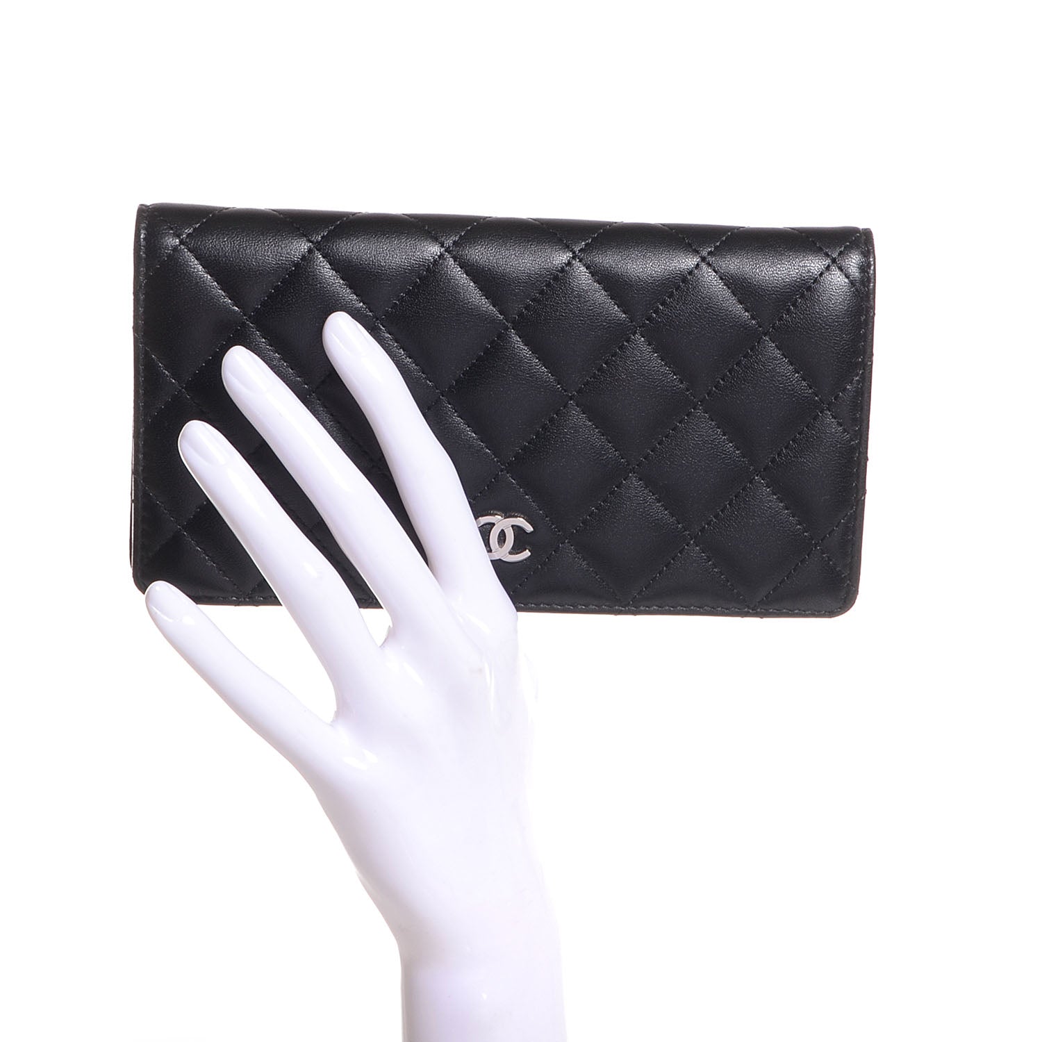 Chanel Lambskin Quilted Yen Wallet Black 2 of 8