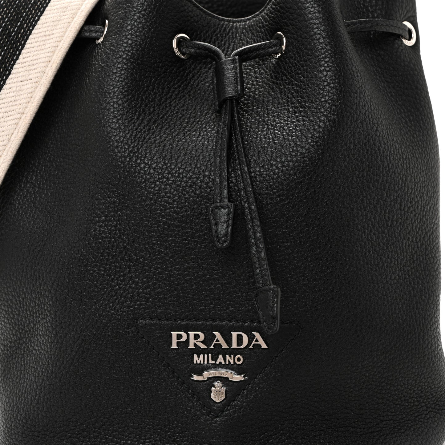 Vitello Daino Soft Drawstring Bucket Bag Black