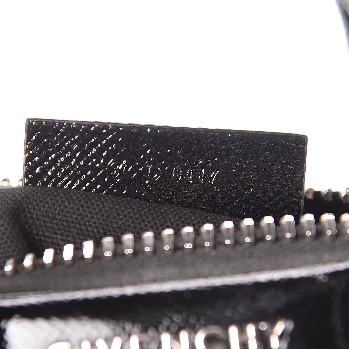Textured Patent Calfskin Mini Antigona Black