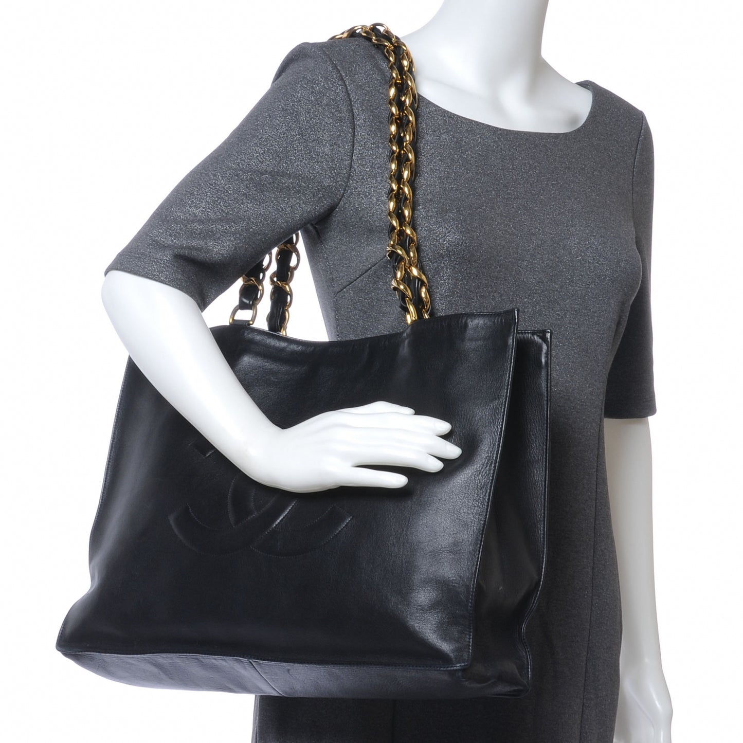 Lambskin Jumbo Shoulder Bag Black