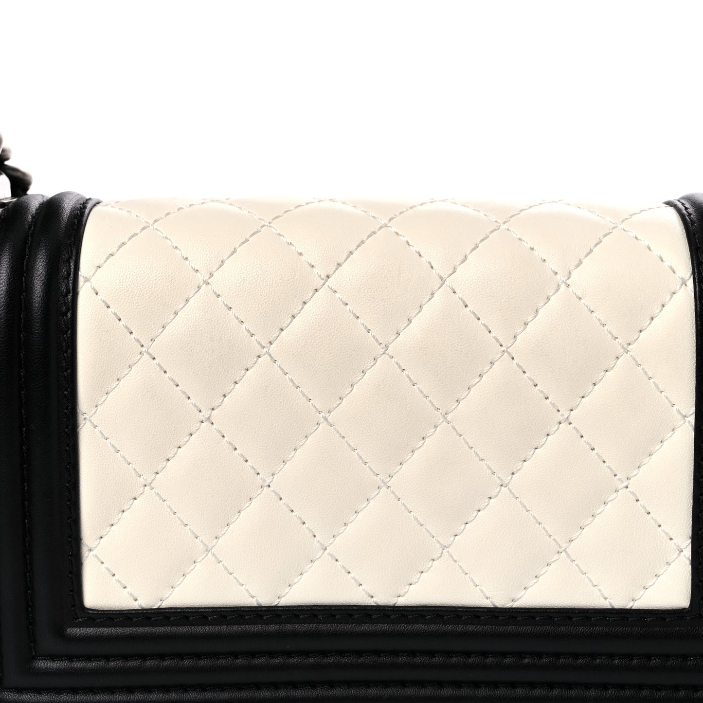 Lambskin Quilted Small Boy Flap Black White