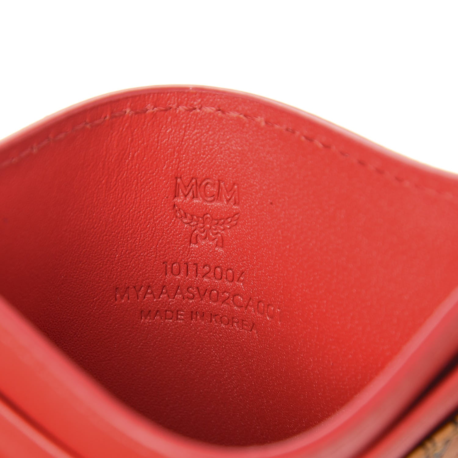 MCM Skyoptic Visetos Spectrum Diamond Card Case Cognac 6 of 6