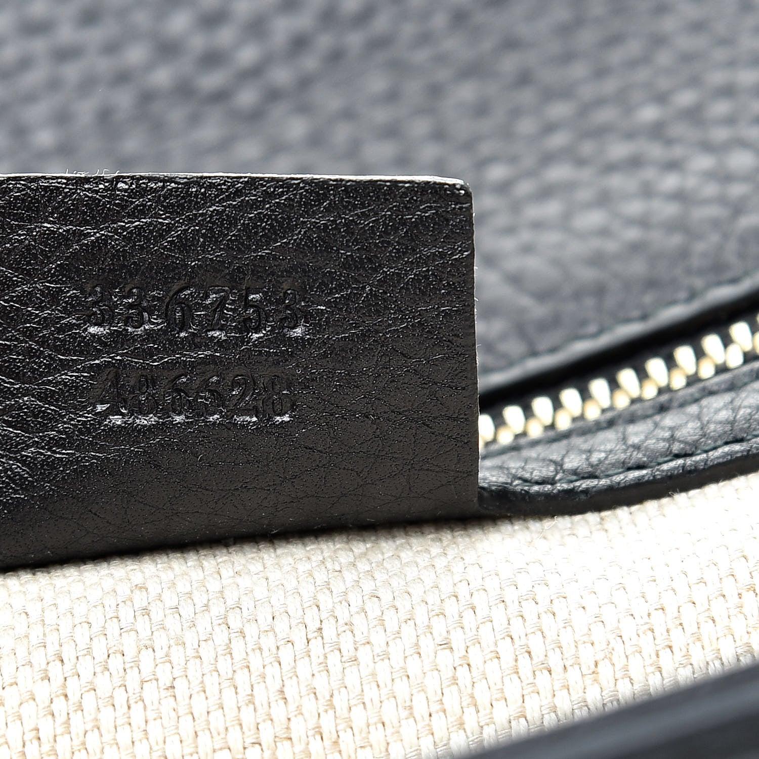 Gucci Pebbled Calfskin Medium Soho Clutch Black 7 of 8