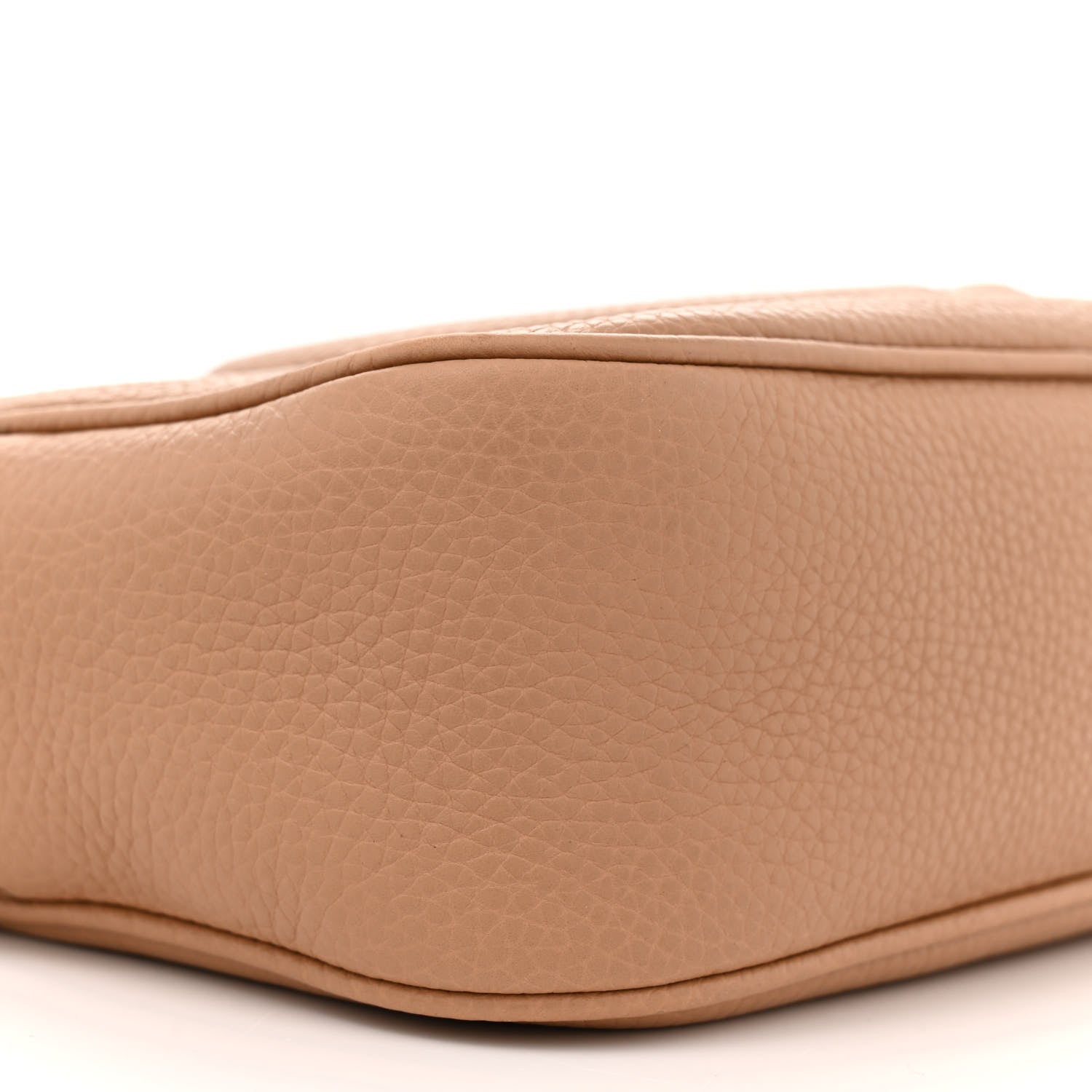 Gucci Pebbled Calfskin Small Soho Disco Bag Camelia 9 of 13