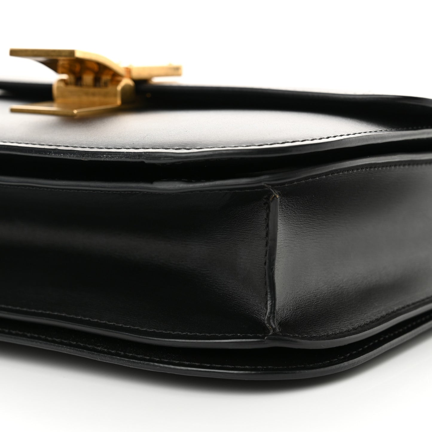 Box Calfskin Medium Classic Box Flap Bag Black
