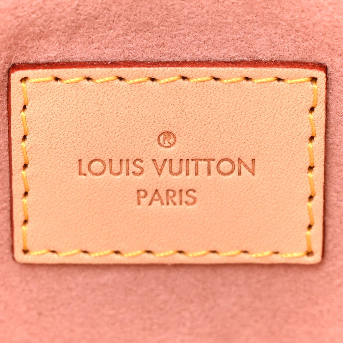 Monogram V Tote BB Rose Poudre