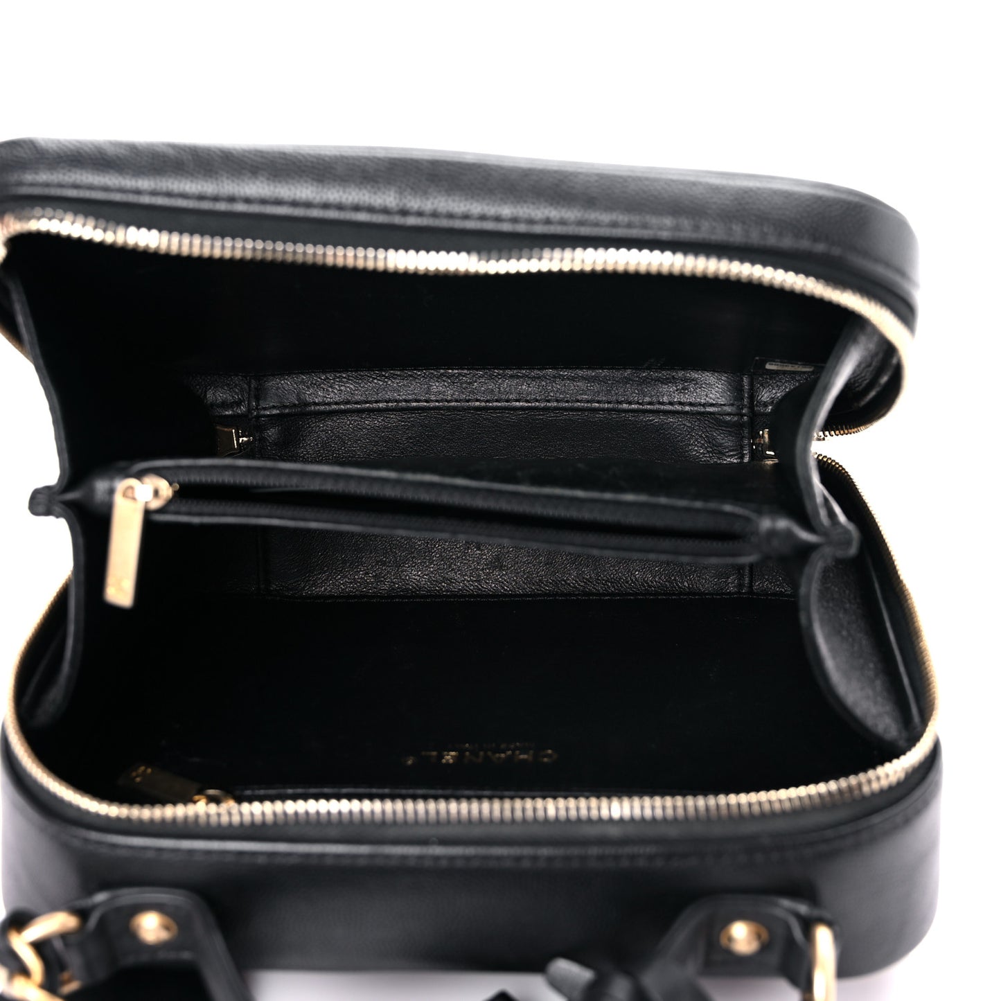 Caviar Quilted Medium CC Filigree Vanity Case Black