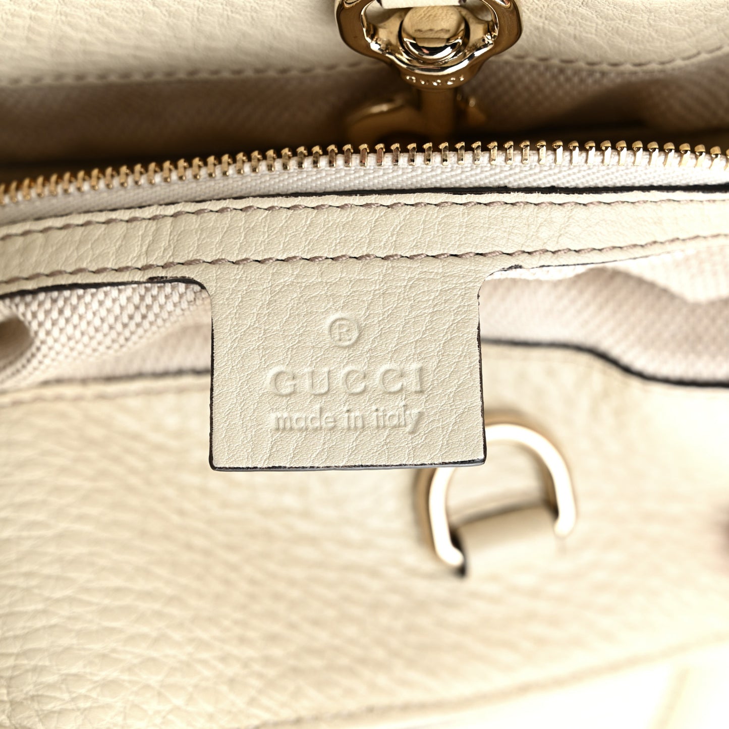 Pebbled Calfskin Medium Soho Chain Shoulder Bag Off White