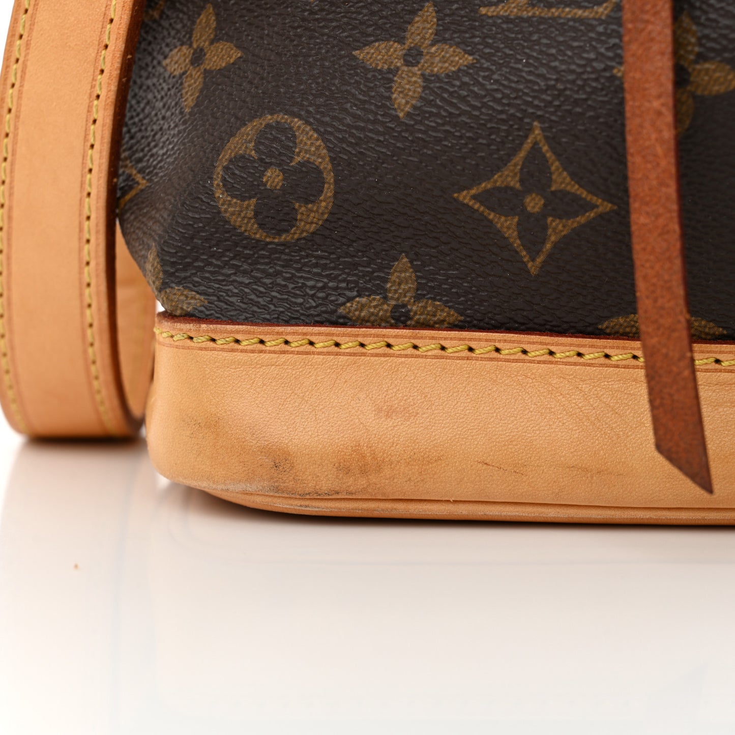 Monogram Noe BB