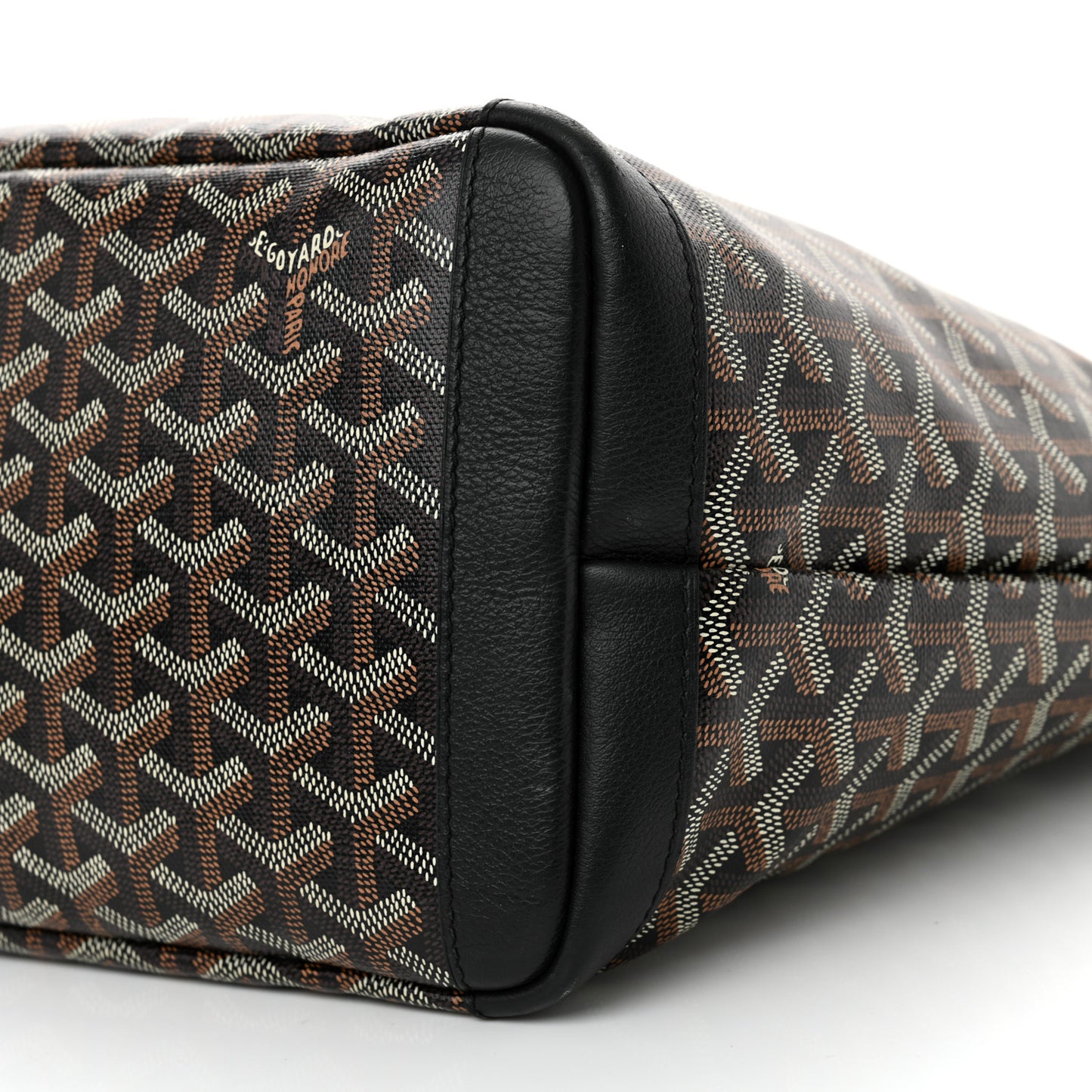 Goyardine Artois MM Black