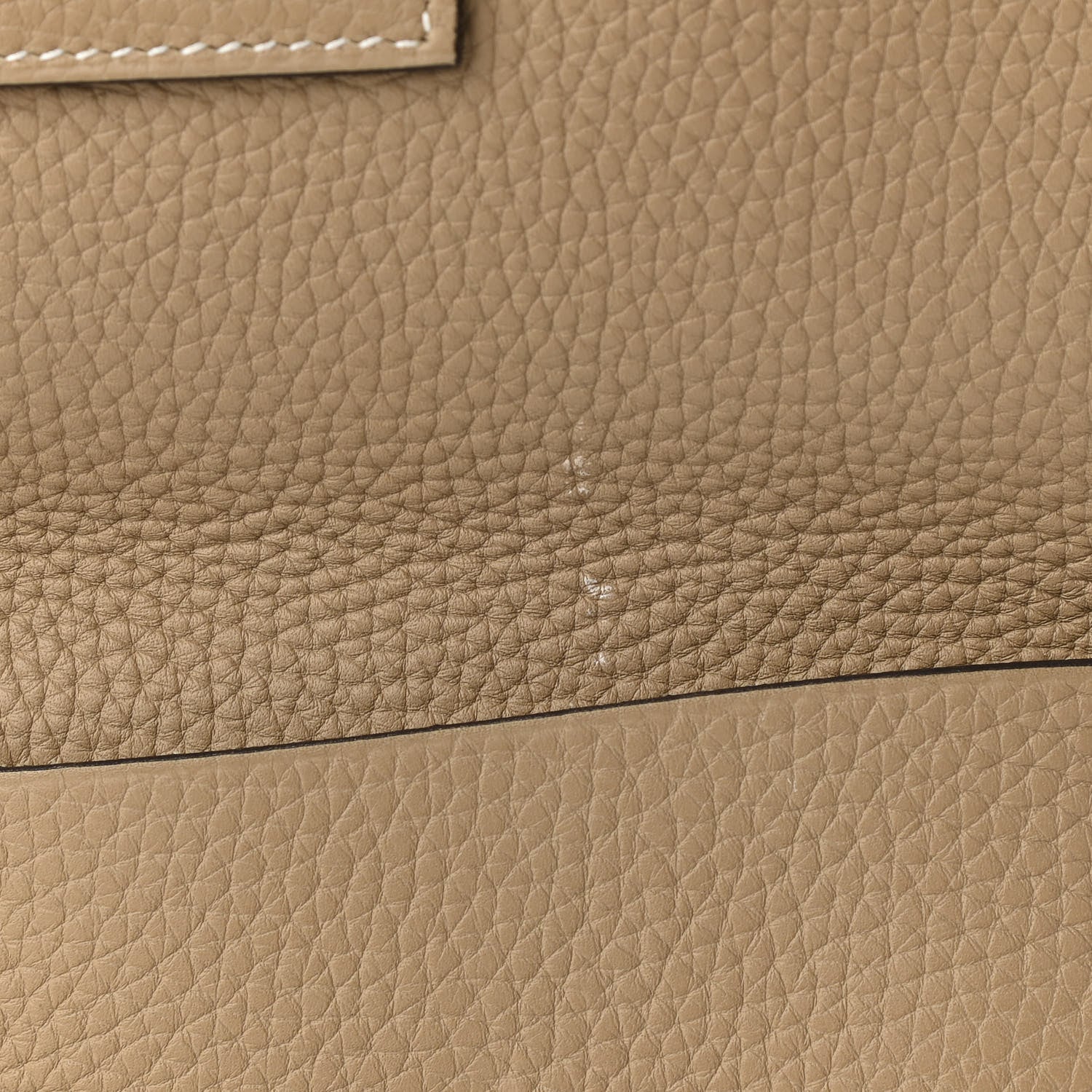 Hermes Taurillon Clemence Halzan 31 GM Trench 15 of 16