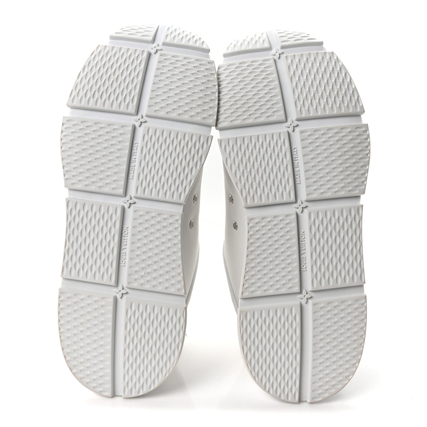Calfskin Mens LV Classic Sneakers 9.5 White