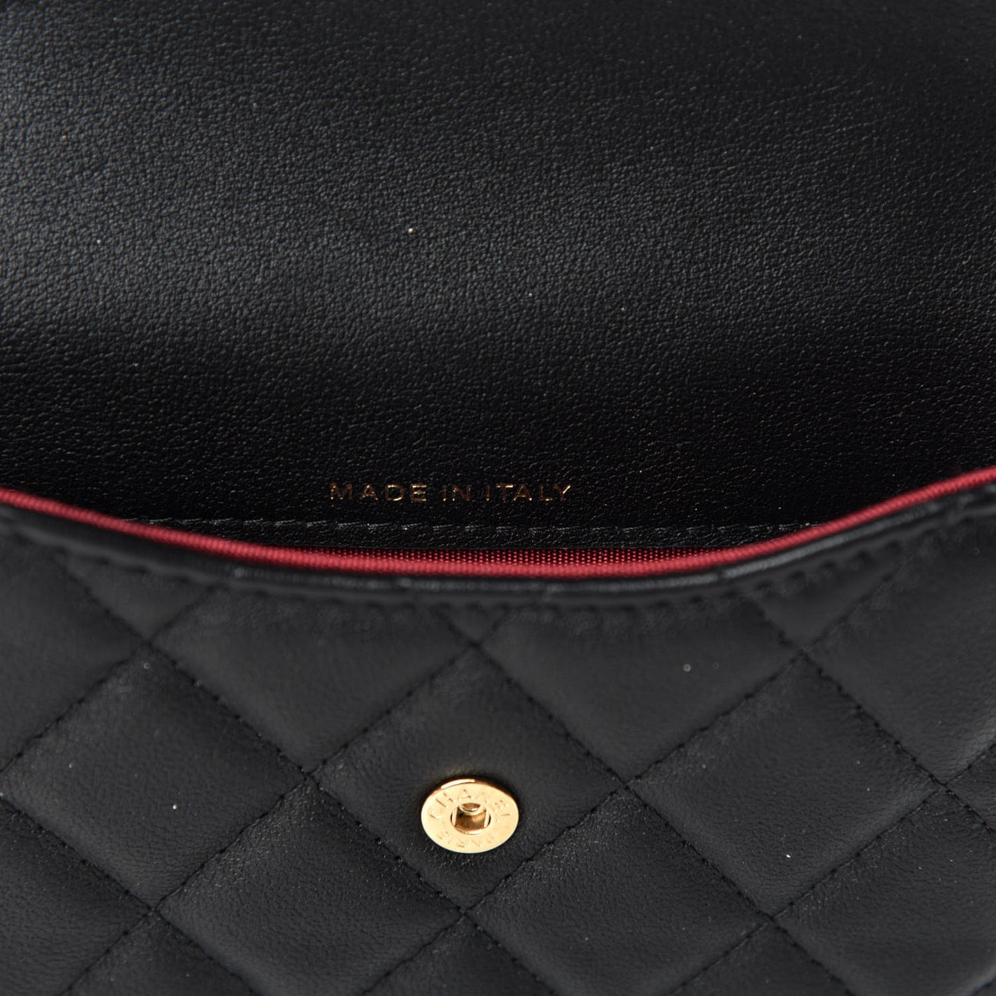 Calfskin Quilted About Pearls Card Holder Flap With Chain Black