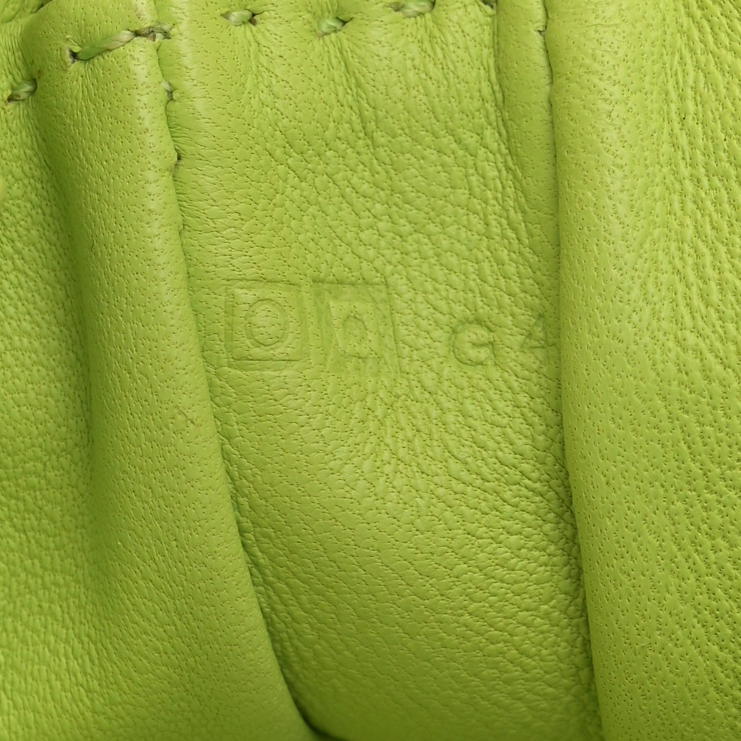 Lambskin Clou De Selle Pouch Kiwi
