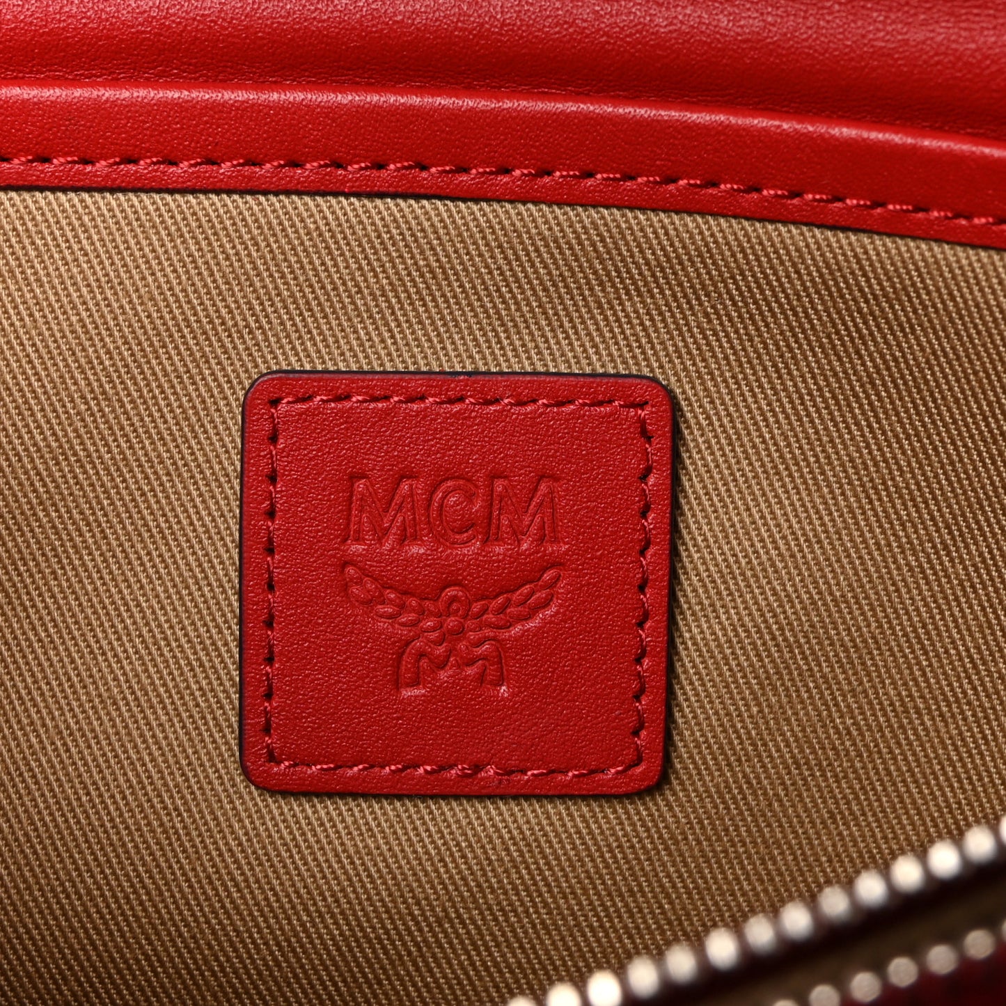 Visetos Medium Patricia Wallet On Chain Ruby Red