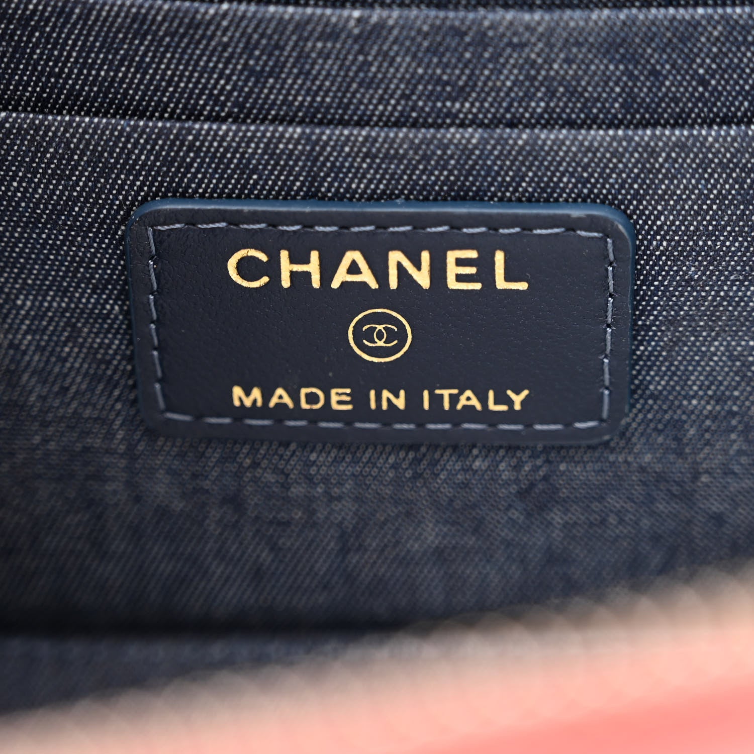 Chanel Lambskin Resin Elegant Chain Vanity Case Pink 6 of 17