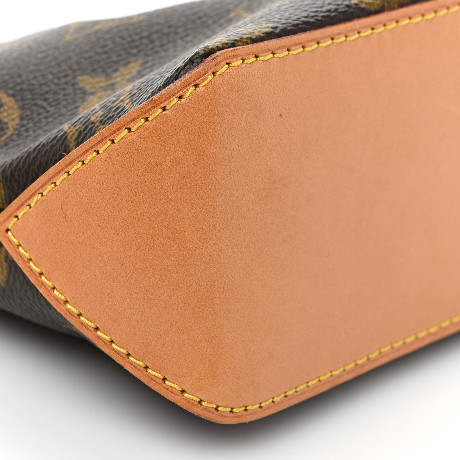 Louis Vuitton Monogram Trotteur 7 of 8