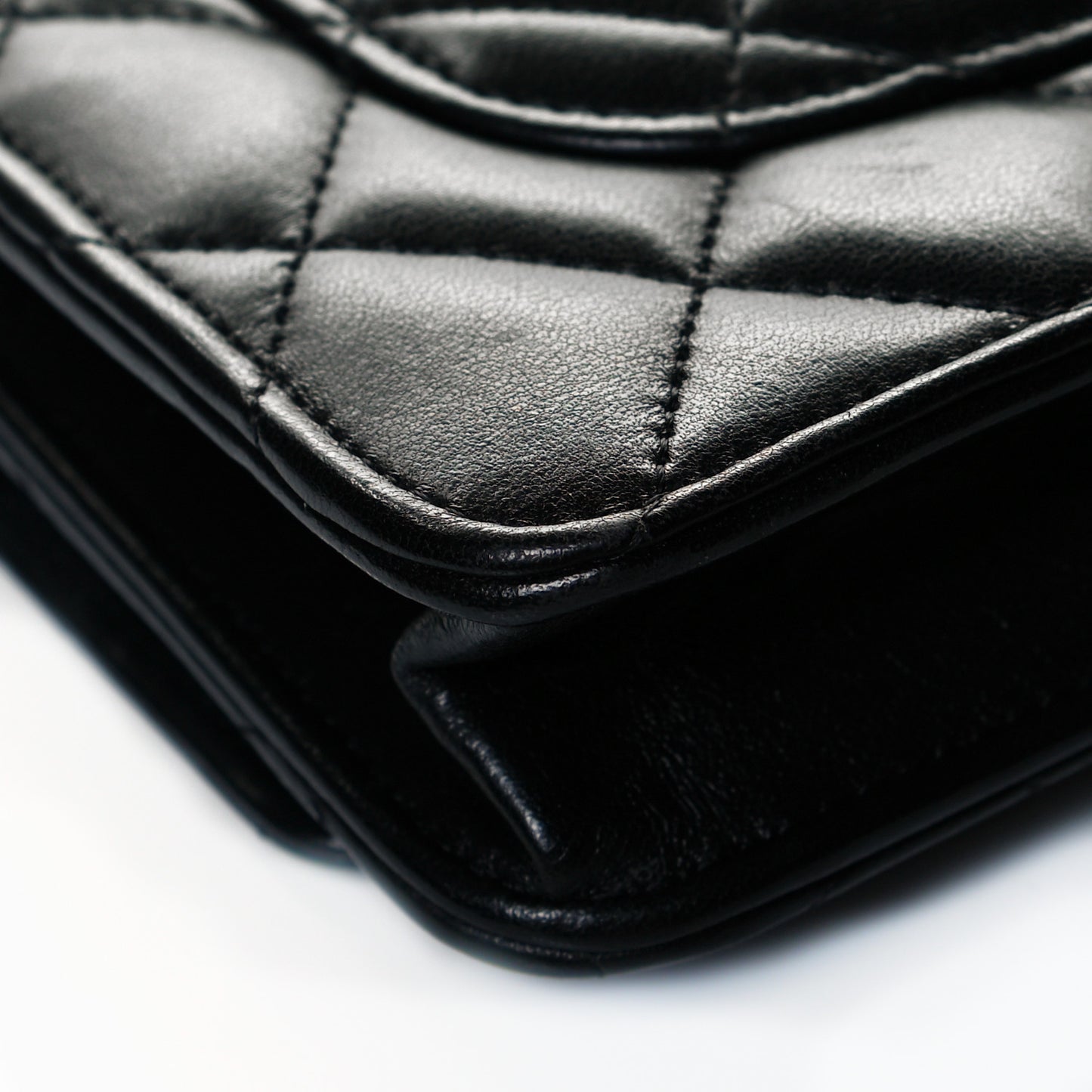 Lambskin Quilted Wallet On Chain WOC Black