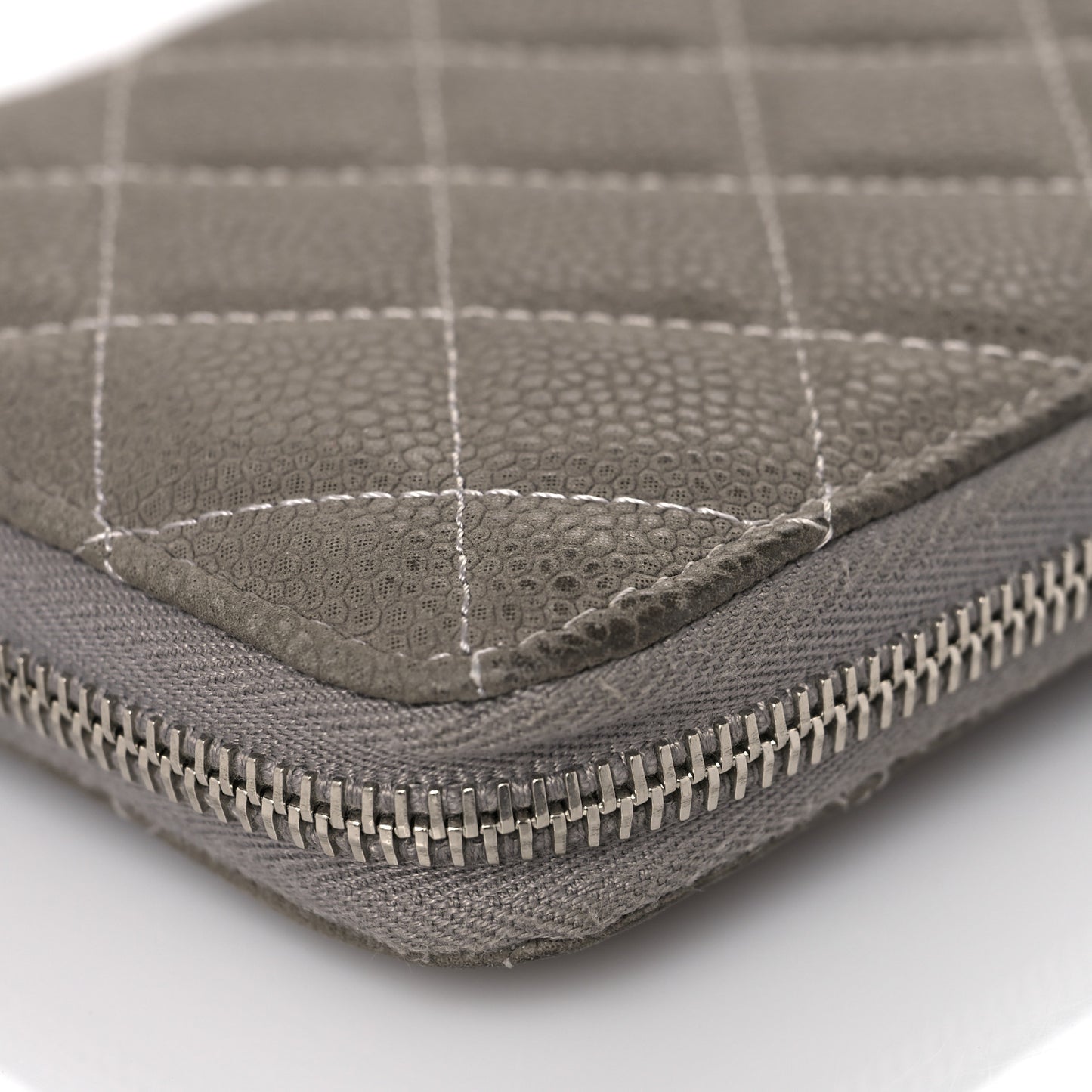 Caviar Quilted Large Gusset Zip Around Wallet Grey