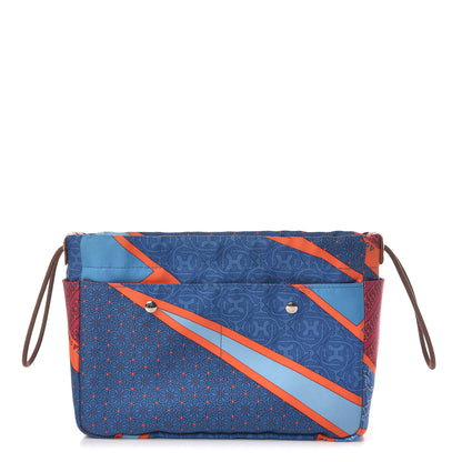 Hermes Silk Carre en Cravates Fourbi 20 PM Pouch Bleu Saphir 1 of 9