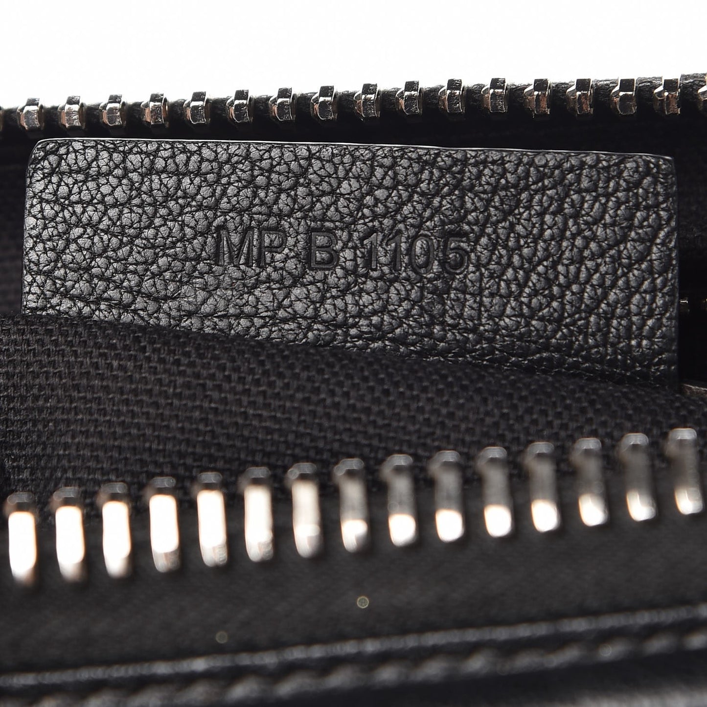 Sugar Goatskin Medium Antigona Black