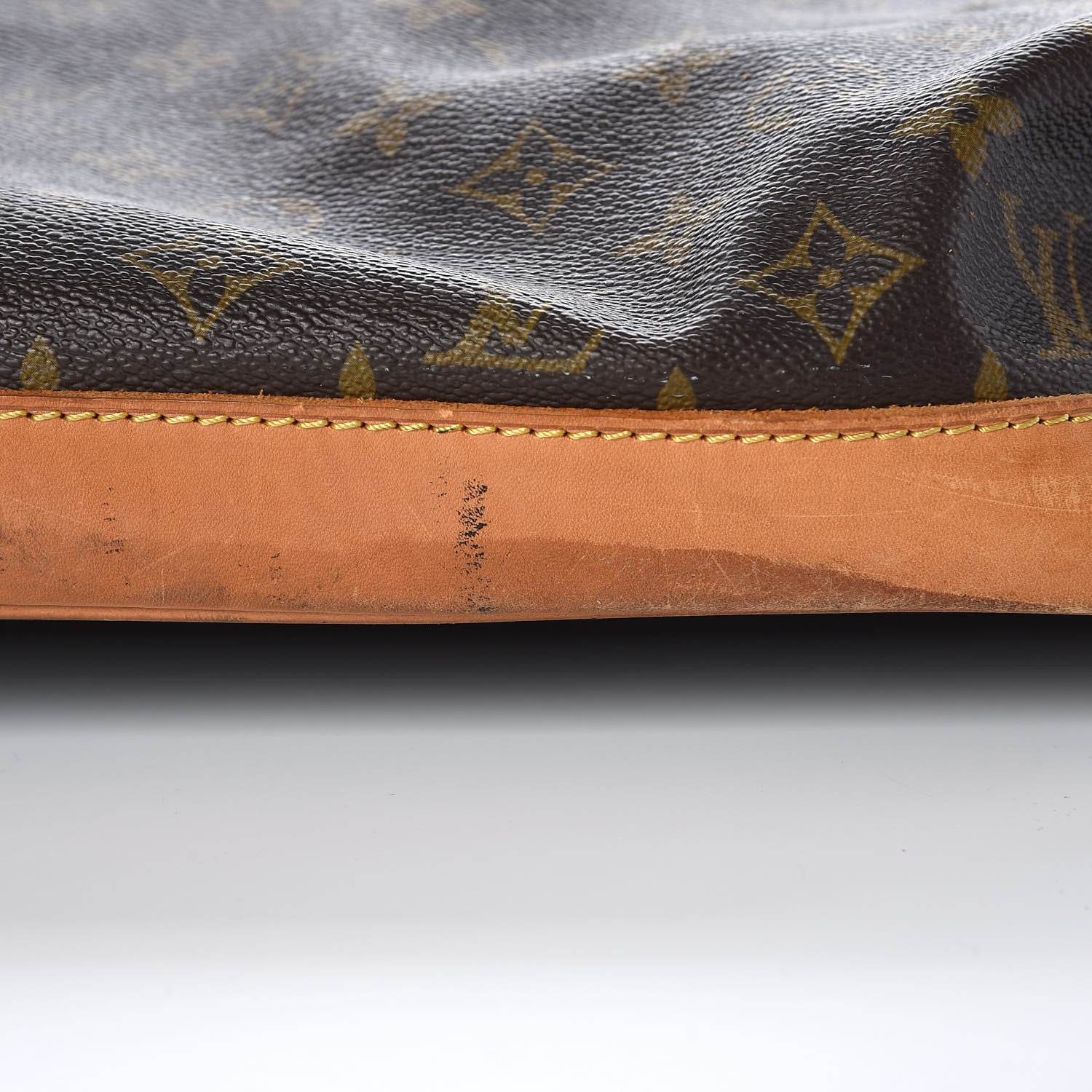 Louis Vuitton Monogram Cruiser 40 29 of 41