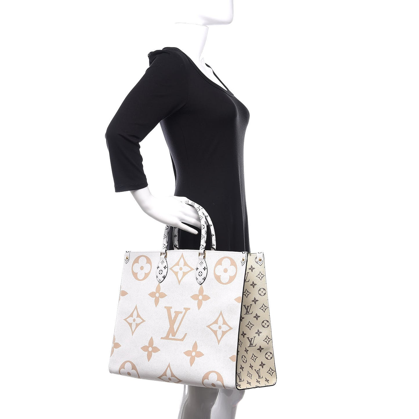 Monogram Giant Onthego GM Kaki Beige