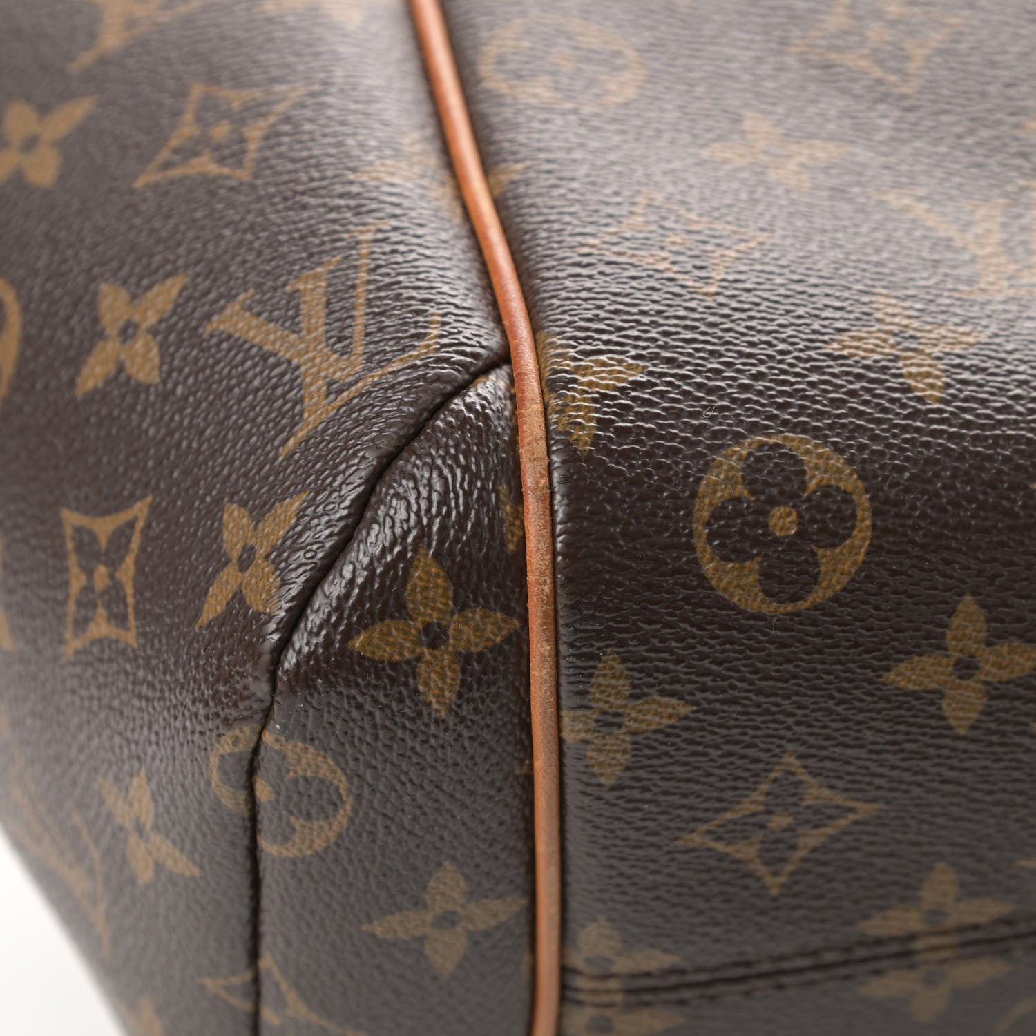 Louis Vuitton Monogram Totally PM 9 of 21