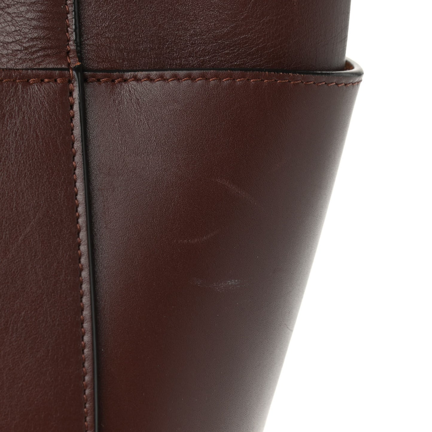 Supersoft Calfskin Sangle Bucket Bag Burgundy