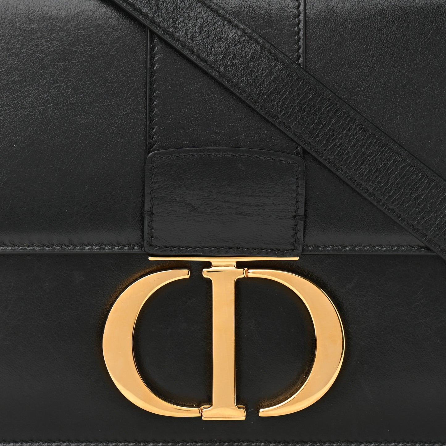 Smooth Calfskin 30 Montaigne Flap Bag Black