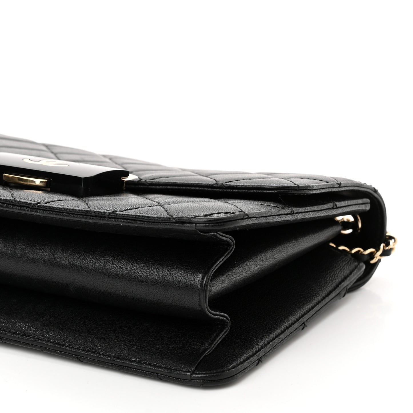 Sheepskin Quilted Beauty Lock Flap Black