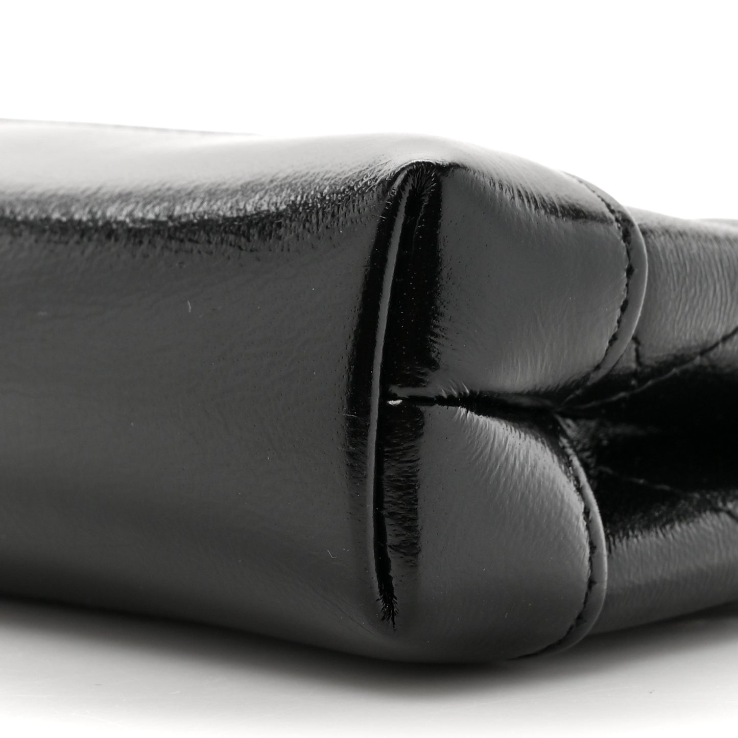 Shiny Lambskin Quilted Micro 31 Clutch With Chain Black