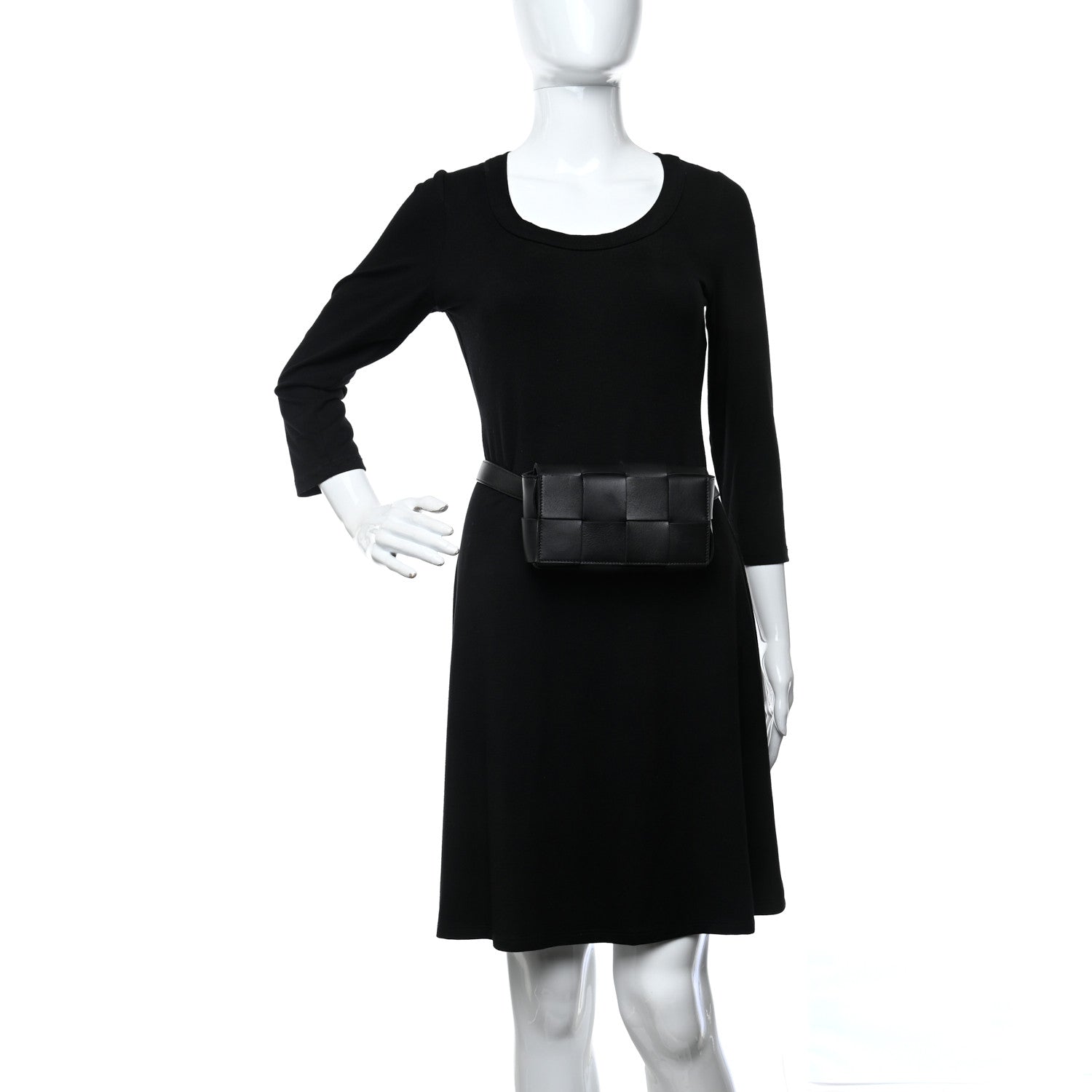 Bottega Veneta Nappa Maxi Intreccio The Belt Cassette Bag Black 2 of 9