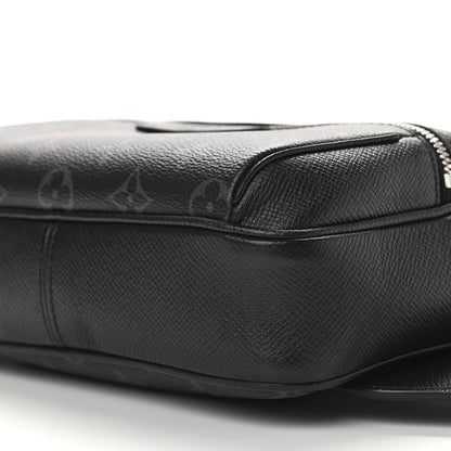 Louis Vuitton Taiga Monogram Outdoor Bumbag Black 8 of 8